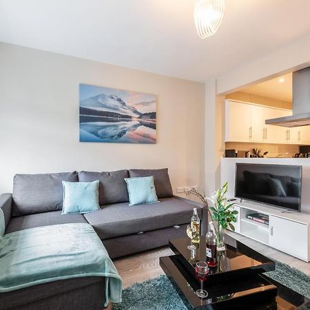 Dartford, Kent - Modern 2Bd 2Bath En-Suite Bungalow M25 Bluewater Екстер'єр фото