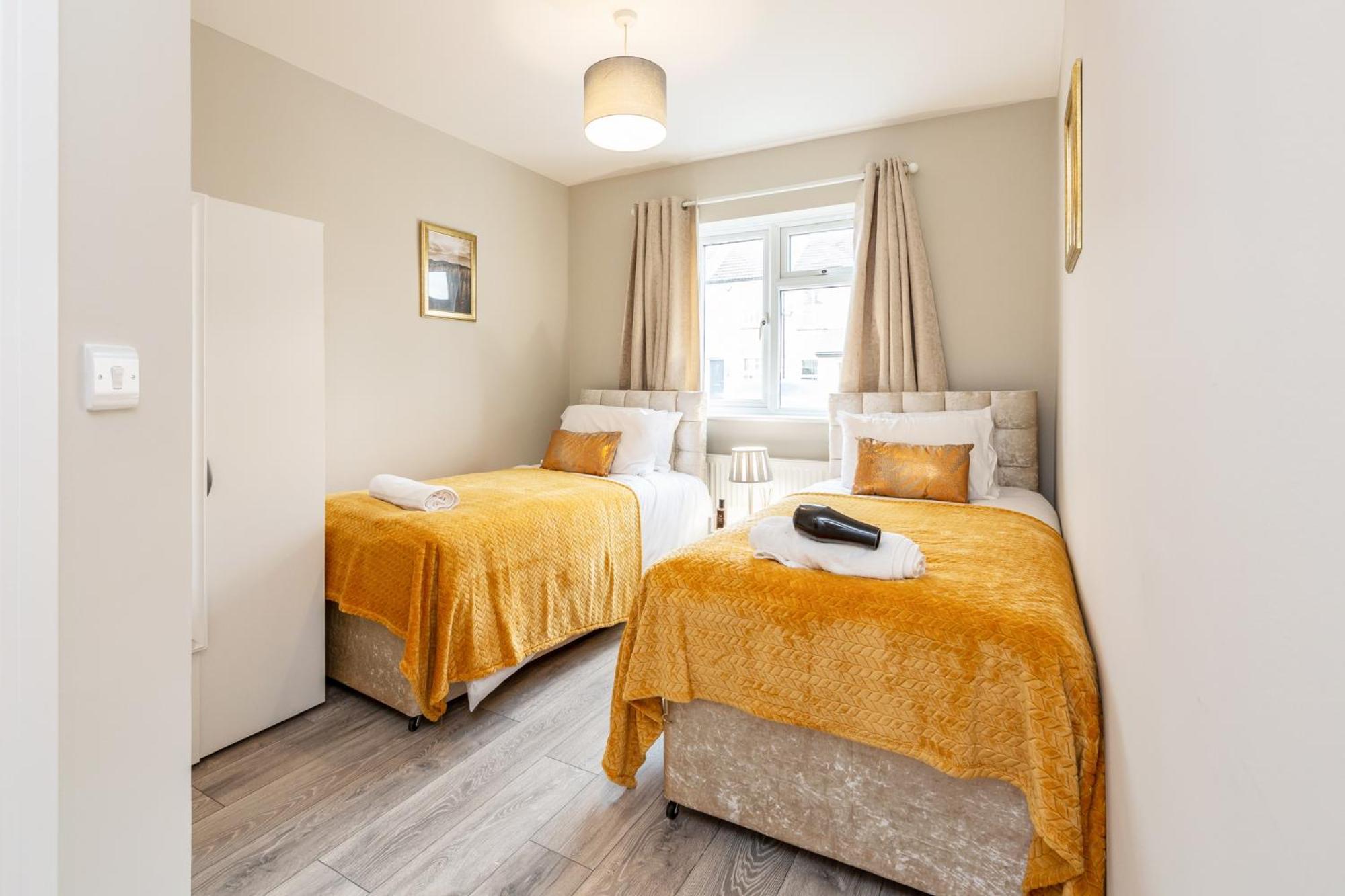 Dartford, Kent - Modern 2Bd 2Bath En-Suite Bungalow M25 Bluewater Екстер'єр фото