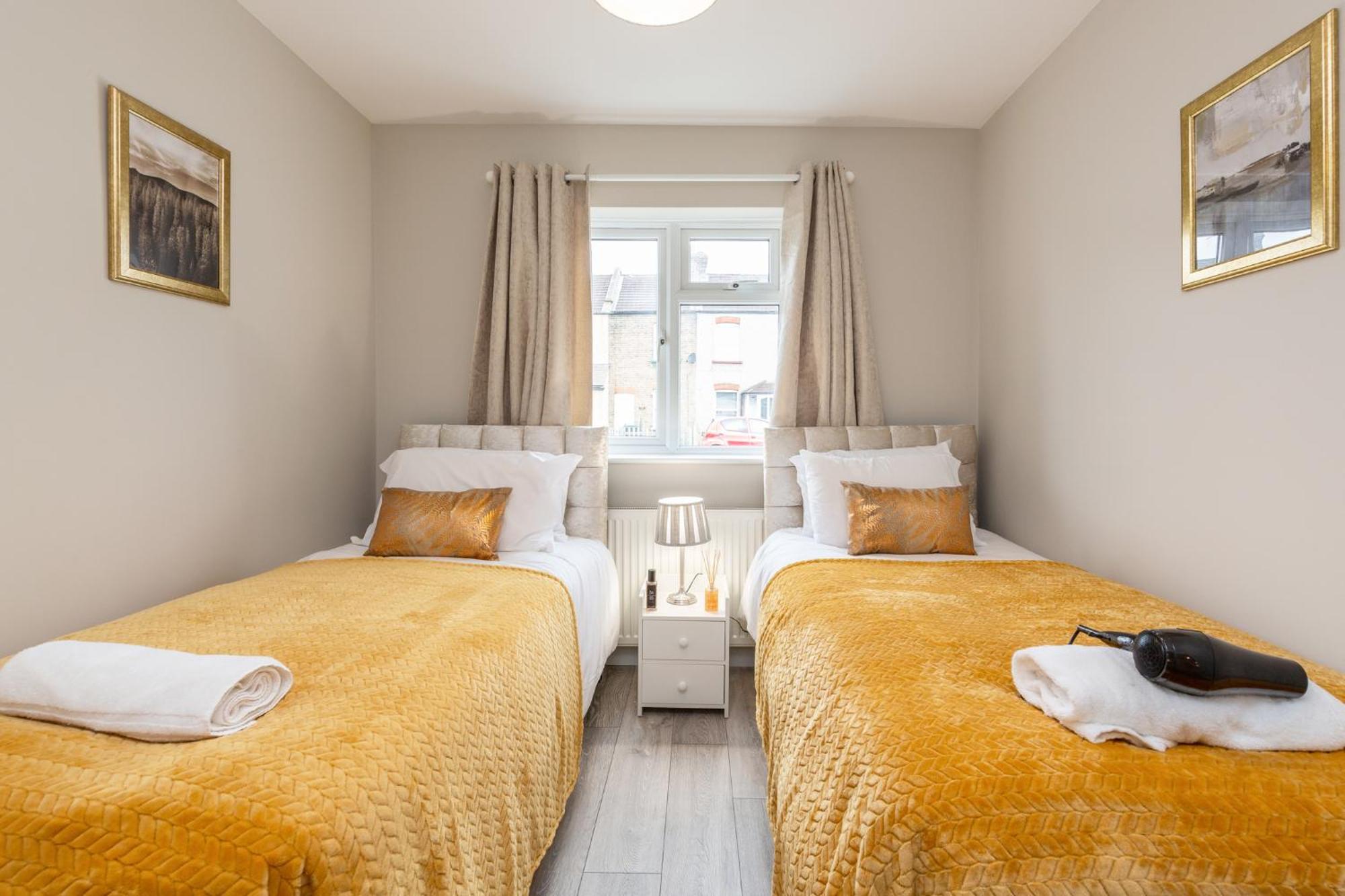 Dartford, Kent - Modern 2Bd 2Bath En-Suite Bungalow M25 Bluewater Екстер'єр фото